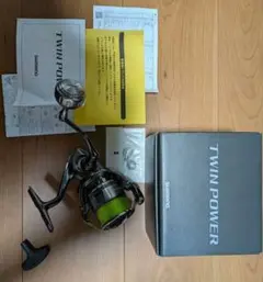 シマノ 11ツインパワー C3000 ダブルハンドル化 替スプール2個付き