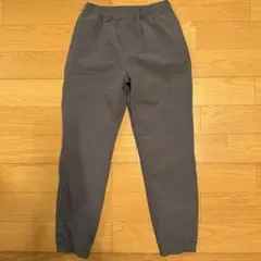 ユニクロ　ストレッチウォームイージージョガーパンツ　150cm グレー