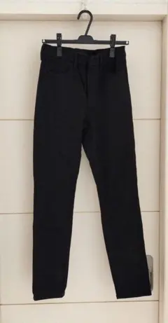 ユニクロ　ウルトラストレッチジーンズ レディース