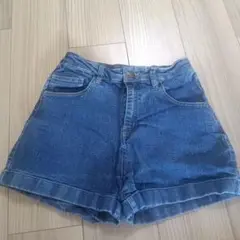 デニムブルー ハーフパンツ　160