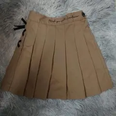 Lovetoxic プリーツスカート サイドリボン付き