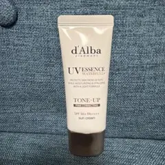 ダルバ　トーンアップサンクリーム　日焼け止めクリーム　ピンク