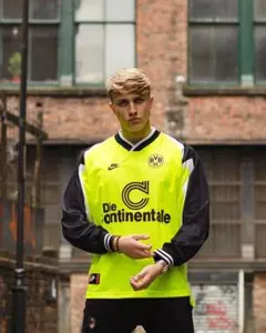 2025年最新】ドルトムント ナイキの人気アイテム - メルカリ