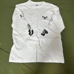 ホワイト長袖Tシャツ グラフィックデザイン