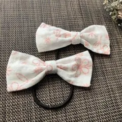 매칭 리본, 스타일리시한 헤어 엘라스틱, 헤어 액세서리, 플라워 패턴, 화이트, 화이트, 겨울 프레젠테이션
