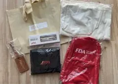 FDA 旅する2024トラベルセット ゴールド ☆福袋　未使用品 2026年最新】フジドリームエアラインズ 福袋の人気アイテム - メルカリ