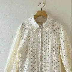 カットワーク 刺繍 ロング ワンピース 前開き サイドスリット　クリーム色 Mのサムネイル