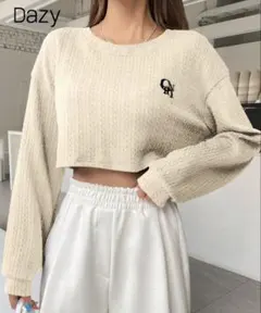 Dazy ケーブルニット クロップドセーター ベージュ