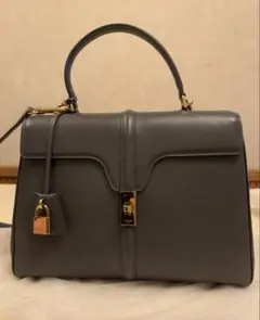 【美品】 セリーヌ ゼーズ16 ミニハンドバッグ ゴールド金具 ピンク レザー 美品】 セリーヌ ゼーズ16 ミニハンドバッグ ゴールド金具 ピンク