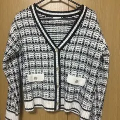 ジーユー　ツイードカーディガン　ツイードライクカーディガン