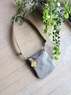 Item thumbnail for item bafcea7d-0d1b-41f1-ad6d-0116d99b5a2f