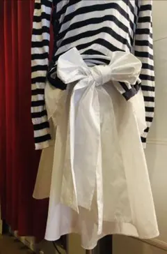 本日限定！トレンドステラマッカートニーシワ加工白バックリボンスカートケイトモス