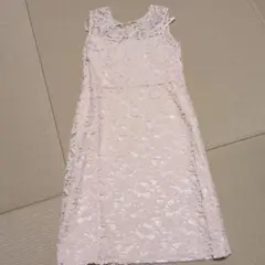 ルーニィ　アイボリー レース ノースリーブ ワンピース