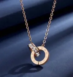 【✴︎新品✴︎】おしゃれで上品！　ダブルリングラインストーン　ネックレス