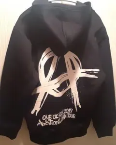 ONE OK ROCK 2017 Ambitions パーカー(アレンジ有り)