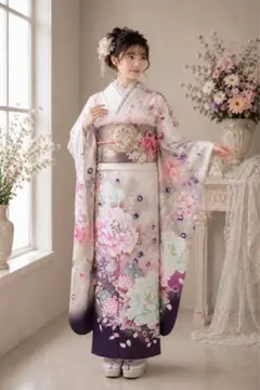 未使用に近い　正絹振袖フルセット　ホワイトパステルカラー　牡丹、桜　成人式に 未使用に近い 正絹振袖フルセット ホワイトパステルカラー 牡丹、桜