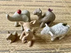 ノーティーアニマル　置物　ファンシー　ゾウ　羊　カンガルー　ラクダ　リス