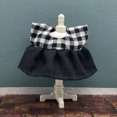 Item thumbnail for item f7815b67-2bac-420c-a9ab-e8d1e0a78395