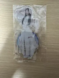 真中まな　アクリルスタンド　まとめ売り 61-eDW7XsOL._UF350,350_QL50_.jpg