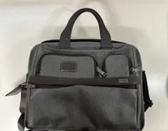 TUMI アルファ2 エクスパンダブル　ビジネスバッグ 2way グレーのサムネイル