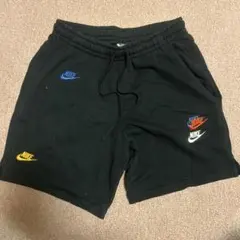 Nike 黒 ショートパンツ Mサイズ