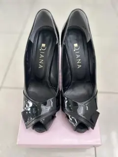 ⭐︎ダイアナ⭐︎エナメルパンプス⭐︎23㎝⭐︎黒⭐︎レッドソール⭐︎