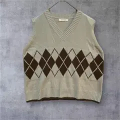 a2008【UNE MANSION】ニットベスト　アーガイル柄　ベージュ