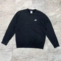 ナイキ　ワンポイント刺繍ロゴ　スウェット　トレーナー　ブラック　L