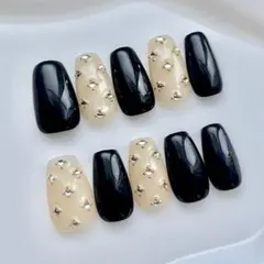 ビジューネイル　ブラック　黒　ネイルチップ