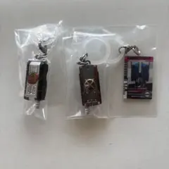 仮面ライダーめじるしアクセサリー3 ファイズ　カイザ　ディエンド