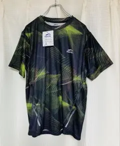 新品　Find-Out グラフィックTシャツ
