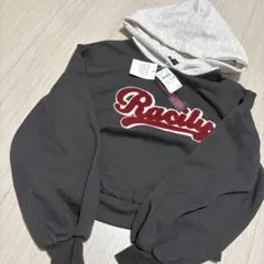 新品　JESSY LOGAN パーカー