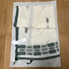 Golden Bear 花柄刺繍ストールのサムネイル