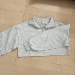 グレー ハーフジップ　スウェット