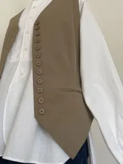【ノーマカマリ】ボタンいっぱいのテーラーベスト　80sヴィンテージ