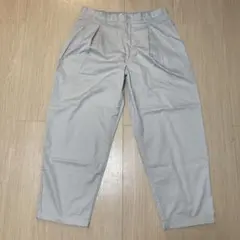 ユニクロ タックワイドパンツ ライトグレー ウエスト88cm 2025年製