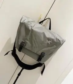 ARCTERYX HELIAD 10 ショルダーバッグ　オリーブグレー　未使用
