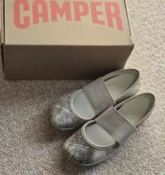 再値下げ！CAMPER グレー フラットシューズ エラスティックバンド付きのサムネイル