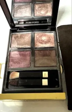 TOM FORD アイカラークォード　42A ヘイズィ センシュアリティ