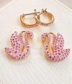 レア☆ 美品 SWAROVSKI スワン フープピアス ピンク ローズゴールド 