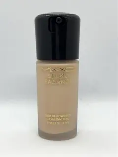 MAC Studio Radiance Foundation NW7のサムネイル