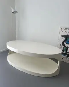 Space Age Anonymous Design OvalTable