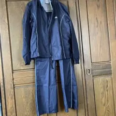 アディダスブレイカー上下