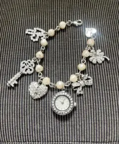 JILL STUART ブレスレット　チャーム　時計付のサムネイル