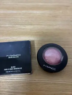 Item thumbnail for item d02ff4db-6eeb-4e0a-81e6-8074055ea18b