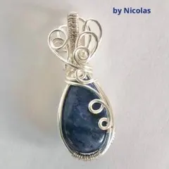 天然石のワイヤーラッピング スギライト　シルバーワイヤー