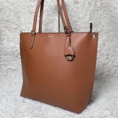 Item thumbnail for item 7056ffd0-47fb-4ba2-aaf9-78a13bf35c68