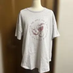 SIMPLICITE りんごプリントTシャツのサムネイル
