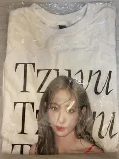 TWICE ツウィ 9/7 音楽中心 サノク限定 Tシャツ TWICE ツウィ 9/7 音楽中心 サノク限定 Tシャツ