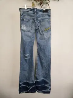 ムルーア デニムパンツ ダメージ加工　リメイクにものサムネイル